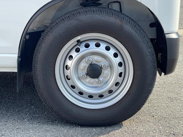 ハイゼットカーゴ ＤＸ　メーカー保証１年付き　禁煙車　社外ナビ　フルセグ　バックカメラ　スマートアシスト　ドラレコ　車内灯ＬＥＤ　ＥＴＣ　ハイルーフ　Ａストップ　キーレスキー（62枚目）