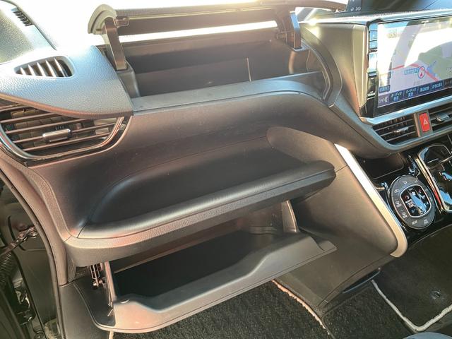 ヴォクシー ＺＳ　煌ＩＩ　アップル保証１年付き　禁煙車　セーフティセンス　ドラレコ　アルパインナビ　フルセグ　バックカメラ　フリップダウンモニター　両側パワースライドドア　モデリスタエアロ　クルコン　ＥＴＣ　Ａライト（68枚目）