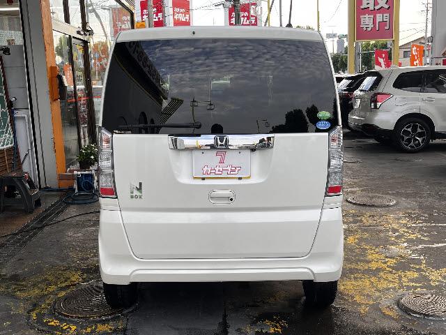 Ｎ－ＢＯＸ Ｇ・Ｌパッケージ　Ｇ－Ｌパッケージ　４ＷＤ　ワンオーナー車　純正ナビ　ワンセグＴＶ　バックカメラ　左側パワースライドドア　ビルトインＥＴＣ　シートヒーター　キーフリー　電動格納ミラー　４ＷＤ　純正ナビ　ワンセグＴＶ（12枚目）