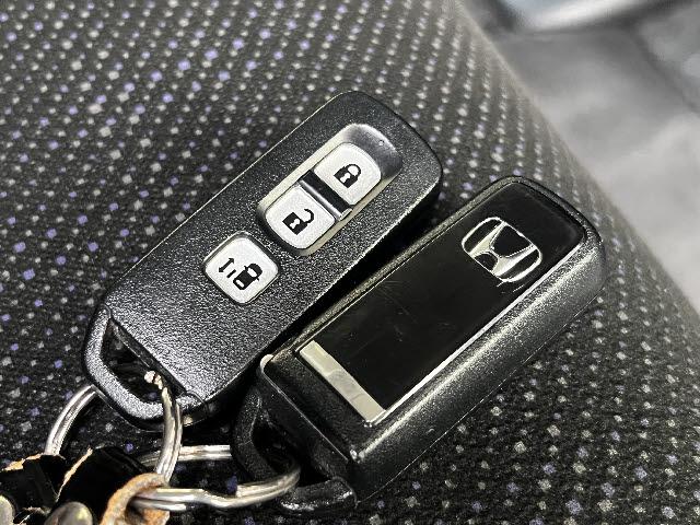 Ｎ－ＢＯＸ Ｇ・Ｌパッケージ　Ｇ－Ｌパッケージ　４ＷＤ　ワンオーナー車　純正ナビ　ワンセグＴＶ　バックカメラ　左側パワースライドドア　ビルトインＥＴＣ　シートヒーター　キーフリー　電動格納ミラー　４ＷＤ　純正ナビ　ワンセグＴＶ（26枚目）