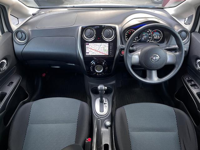 ノート Ｘ　ＤＩＧ－Ｓ　エマージェンシーブレーキ　純正ナビ　フルセグ　エマージェンシーブレーキ　純正ナビ　フルセグＴＶ　バックカメラ　アイドリングストップ　キーフリー　ＥＴＣ　エマージェンシーブレーキ　純正ナビ　フルセグＴＶ　バックカメラ　アイドリングＳ　キーフリー（20枚目）