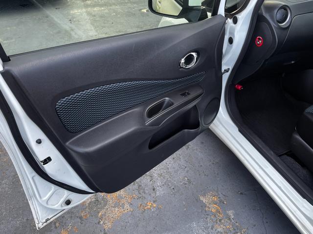 ノート Ｘ　ＤＩＧ－Ｓ　エマージェンシーブレーキ　純正ナビ　フルセグ　エマージェンシーブレーキ　純正ナビ　フルセグＴＶ　バックカメラ　アイドリングストップ　キーフリー　ＥＴＣ　エマージェンシーブレーキ　純正ナビ　フルセグＴＶ　バックカメラ　アイドリングＳ　キーフリー（27枚目）