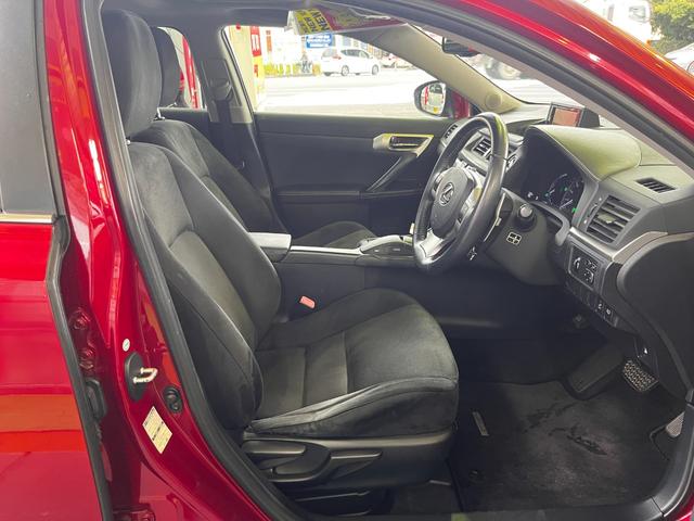 ＣＴ ＣＴ２００ｈ　バージョンＣ純正ナビフルセグＴＶバックカメラ　純正ナビ　フルセグＴＶ　バックカメラ　ビルトインＥＴＣ　クルーズコントロール　パドルシフト　シートヒーター　キーフリー　ＬＥＤライト　ウィンカードアミラー　純正ナビ　フルセグＴＶ　バックカメラ（47枚目）