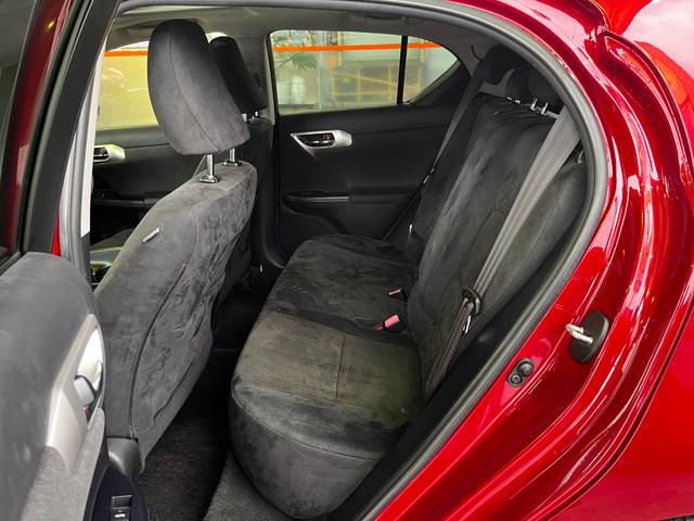 ＣＴ ＣＴ２００ｈ　バージョンＣ純正ナビフルセグＴＶバックカメラ　純正ナビ　フルセグＴＶ　バックカメラ　ビルトインＥＴＣ　クルーズコントロール　パドルシフト　シートヒーター　キーフリー　ＬＥＤライト　ウィンカードアミラー　純正ナビ　フルセグＴＶ　バックカメラ（50枚目）