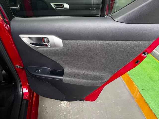 ＣＴ ＣＴ２００ｈ　バージョンＣ純正ナビフルセグＴＶバックカメラ　純正ナビ　フルセグＴＶ　バックカメラ　ビルトインＥＴＣ　クルーズコントロール　パドルシフト　シートヒーター　キーフリー　ＬＥＤライト　ウィンカードアミラー　純正ナビ　フルセグＴＶ　バックカメラ（56枚目）