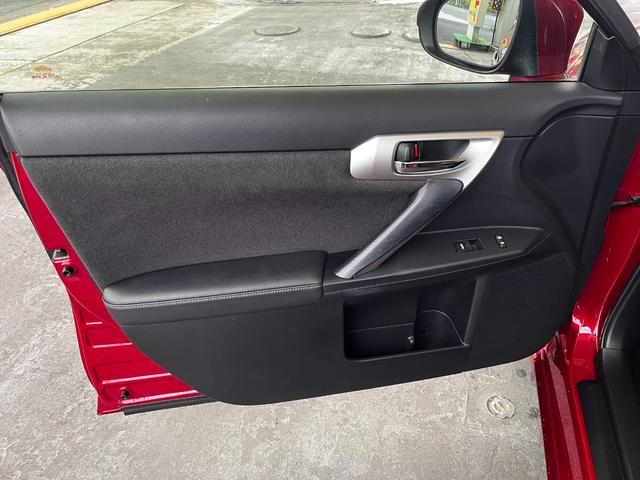 ＣＴ ＣＴ２００ｈ　バージョンＣ純正ナビフルセグＴＶバックカメラ　純正ナビ　フルセグＴＶ　バックカメラ　ビルトインＥＴＣ　クルーズコントロール　パドルシフト　シートヒーター　キーフリー　ＬＥＤライト　ウィンカードアミラー　純正ナビ　フルセグＴＶ　バックカメラ（57枚目）