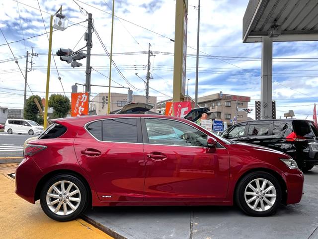 ＣＴ ＣＴ２００ｈ　バージョンＣ純正ナビフルセグＴＶバックカメラ　純正ナビ　フルセグＴＶ　バックカメラ　ビルトインＥＴＣ　クルーズコントロール　パドルシフト　シートヒーター　キーフリー　ＬＥＤライト　ウィンカードアミラー　純正ナビ　フルセグＴＶ　バックカメラ（67枚目）