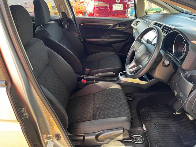 フィット 13G・Fパッケージ 純正ナビ ワンセグTV アイドリングS 純正ナビ ワンセグTV アイドリングストップ キーフリー ETC ヘッドライトレベライザー ウインカードアミラー 純正ナビ ワンセグTV アイドリングストップ キーフリー ETC ヘッドライトレベライ(66枚目)