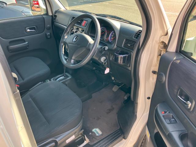 バモス L・スタイリッシュパッケージ 4WD・バックモニター付きCDチューナー装備(10枚目)