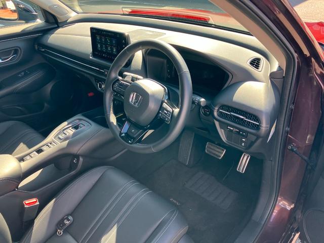 ZR-V e:HEV Z Hondaコネクトディスプレイナビ・マルチビューカメラシステム・ETC2.0・本革シート・BOSEプレミアムサウンドシステム(12枚目)