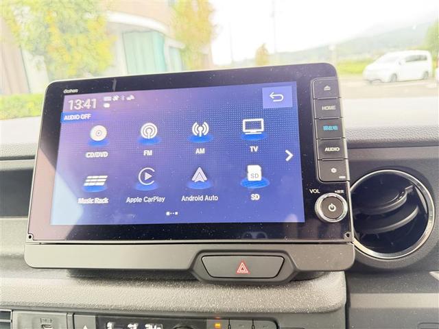 N-BOXカスタム ターボ 元当社試乗車 1オナ 衝突被害軽減 フロントカメラ サイドカメラ 禁煙 ベンチシート キーフリー Pセンサー ESC パワステ DVD再生 両席エアバック サイドエアバッグ ターボ車 スマキー Bカメ(3枚目)