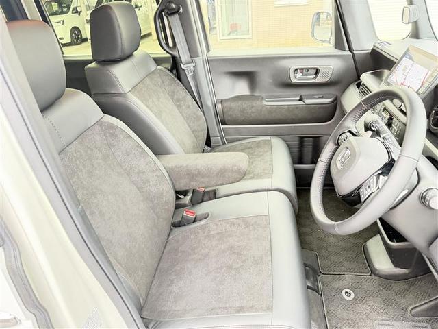 N-BOXカスタム ターボ 元当社試乗車 1オナ 衝突被害軽減 フロントカメラ サイドカメラ 禁煙 ベンチシート キーフリー Pセンサー ESC パワステ DVD再生 両席エアバック サイドエアバッグ ターボ車 スマキー Bカメ(5枚目)
