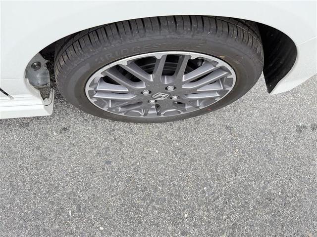 N-BOXカスタム ターボ 元当社試乗車 1オナ 衝突被害軽減 フロントカメラ サイドカメラ 禁煙 ベンチシート キーフリー Pセンサー ESC パワステ DVD再生 両席エアバック サイドエアバッグ ターボ車 スマキー Bカメ(24枚目)