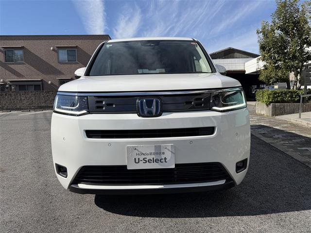 ステップワゴン ｅ：ＨＥＶエアー　前後誤発進抑制　パワーステアリング　両側Ｐスライドドア　助手席エアバッグ　１オ－ナ－　サイドカーテンエアバック　パーキングセンサー　ＬＥＤヘッドランプ　クルコン　禁煙　エアコン（12枚目）