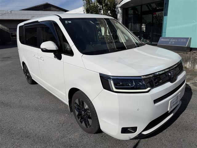 ステップワゴン ｅ：ＨＥＶエアー　前後誤発進抑制　パワーステアリング　両側Ｐスライドドア　助手席エアバッグ　１オ－ナ－　サイドカーテンエアバック　パーキングセンサー　ＬＥＤヘッドランプ　クルコン　禁煙　エアコン（16枚目）