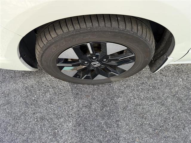 ステップワゴン ｅ：ＨＥＶエアー　前後誤発進抑制　パワーステアリング　両側Ｐスライドドア　助手席エアバッグ　１オ－ナ－　サイドカーテンエアバック　パーキングセンサー　ＬＥＤヘッドランプ　クルコン　禁煙　エアコン（21枚目）