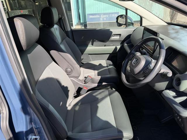 フリード e:HEVクロスター ワンオーナー ETC装備 Sヒーター 衝突軽減ブレーキシステム 禁煙車 オートエアコン バックモニター LEDライト パーキングセンサー スマートキー クルーズコントロール(5枚目)