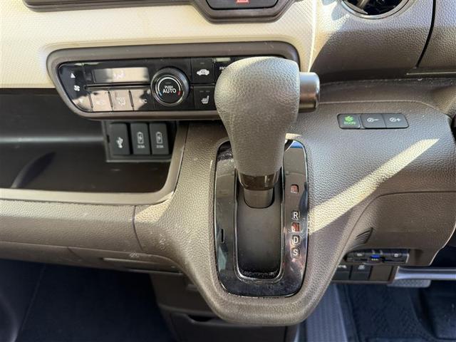 Ｎ－ＢＯＸ Ｌ　衝突回避支援ブレーキ　ＰＷ　パワステ　Ｓヒーター　禁煙　１オ－ナ－　スマ－トキ－　Ｂカメ　ナビ＆ＴＶ　サイドエアバック　横滑り防止　ＥＴＣ車載器　整備記録簿　ＬＥＤライト　エアコン付き　ＤＶＤ（9枚目）