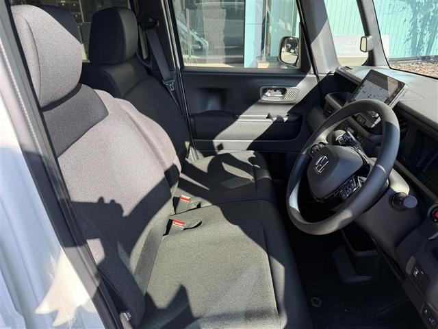 Ｎ－ＢＯＸカスタム ベースグレード　元当社試乗車　ＣＭＢＳ　禁煙　１オーナー　ベンチシート　オートエアコン　スマートキ　ＬＥＤ　クルコン　バックカメラ　パワーステアリング　エアバッグ　ＥＳＣ　パワーウインドウ　フリーキー　ＡＢＳ（5枚目）