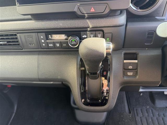 Ｎ－ＢＯＸカスタム ベースグレード　元当社試乗車　ＣＭＢＳ　禁煙　１オーナー　ベンチシート　オートエアコン　スマートキ　ＬＥＤ　クルコン　バックカメラ　パワーステアリング　エアバッグ　ＥＳＣ　パワーウインドウ　フリーキー　ＡＢＳ（9枚目）