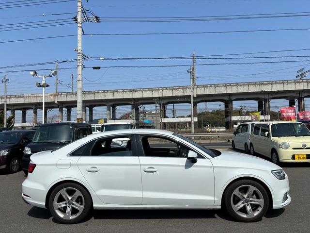 Ａ３セダン １．４ＴＦＳＩ　スポーツ　ナビゲーションパッケージ／コンビニエンスパッケージ／ラグジュアリーパッケージ／アシスタンスパッケージ／ブラックレザーシート／ＥＴＣ２．０／純正１７インチＡＷ（11枚目）