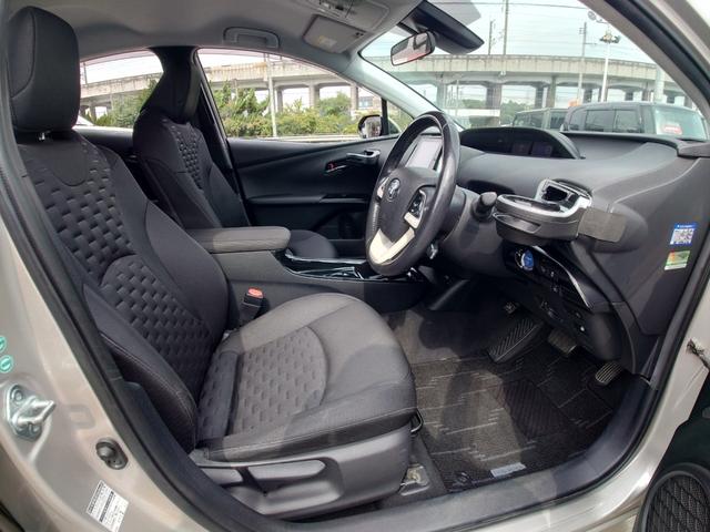 プリウスPHV A 充電ケーブルあり/11.6インチナビ/バックカメラ/ブレーキサポート/レーンキーピング/レーダークルーズコントロール/JBL/置くだけ充電/ステアリングヒーター/ブラインドスポットモニター(26枚目)