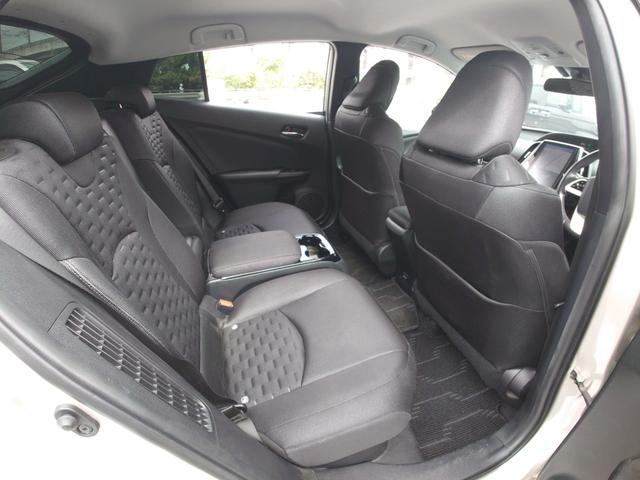 プリウスPHV A 充電ケーブルあり/11.6インチナビ/バックカメラ/ブレーキサポート/レーンキーピング/レーダークルーズコントロール/JBL/置くだけ充電/ステアリングヒーター/ブラインドスポットモニター(28枚目)