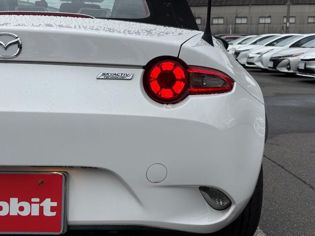 ロードスター Sスペシャルパッケージ マツダコネクトナビ/フルセグTV/Bluetooth/LEDヘッドライト/CD・DVD再生/オートライト/USB・AUX/ドライブレコーダー/ETC/レザーハンドル/パドルシフト/スマートキー(15枚目)