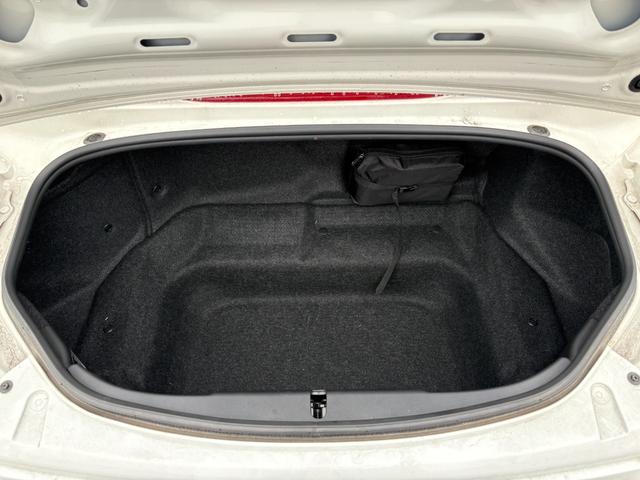ロードスター Sスペシャルパッケージ マツダコネクトナビ/フルセグTV/Bluetooth/LEDヘッドライト/CD・DVD再生/オートライト/USB・AUX/ドライブレコーダー/ETC/レザーハンドル/パドルシフト/スマートキー(25枚目)