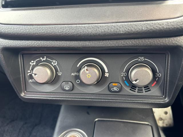 ランサー GSRエボリューションVIII WORK18インチAW/クスコ車高調&タワーバー/5ZIGENスポーツマフラー/タイミングベルト交換ステッカー有り/7インチメモリーナビ/フルセグ/バックカメラ/ETC/キーレス/HIDヘッドライト(35枚目)