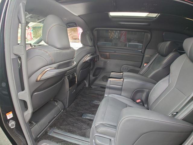 アルファード Z 純正14インチメモリーナビ/フルセグTV/パノラミックビュー/左右独立ムーンルーフ/デジタルインナーミラー/トヨタチームメイト/スペアタイヤ/ヘッドアップディスプレイ/パワーバックドア/前後ドラレコ(31枚目)