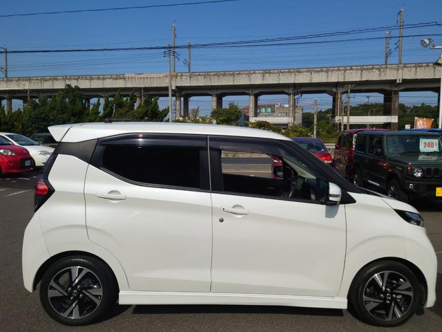 デイズ ハイウェイスター　Ｇターボプロパイロットエディション　純正９インチＳＤナビ／フルセグＴＶ／全方位カメラ／ブレーキサポート／レーンキーピング／プロパイロット／コーナーセンサー／ＥＴＣ／純正１５インチＡＷ／ＬＥＤヘッドライト／ターボ（10枚目）