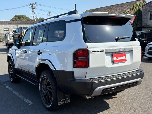 ランドクルーザー２５０ ＶＸ　モデリスタパーツ（フロントバンパーガード／フロントアンダーカバー／リアバンパーガーニッシュ／シグネチャーイルミ／オーバーフェンダー／２０インチＡＷ／インテリアイルミほか）／サンルーフ／黒レザー（10枚目）