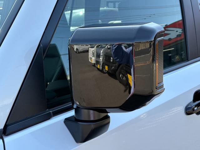 ランドクルーザー２５０ ＶＸ　モデリスタパーツ（フロントバンパーガード／フロントアンダーカバー／リアバンパーガーニッシュ／シグネチャーイルミ／オーバーフェンダー／２０インチＡＷ／インテリアイルミほか）／サンルーフ／黒レザー（14枚目）