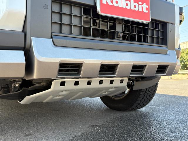 ランドクルーザー２５０ ＶＸ　モデリスタパーツ（フロントバンパーガード／フロントアンダーカバー／リアバンパーガーニッシュ／シグネチャーイルミ／オーバーフェンダー／２０インチＡＷ／インテリアイルミほか）／サンルーフ／黒レザー（17枚目）