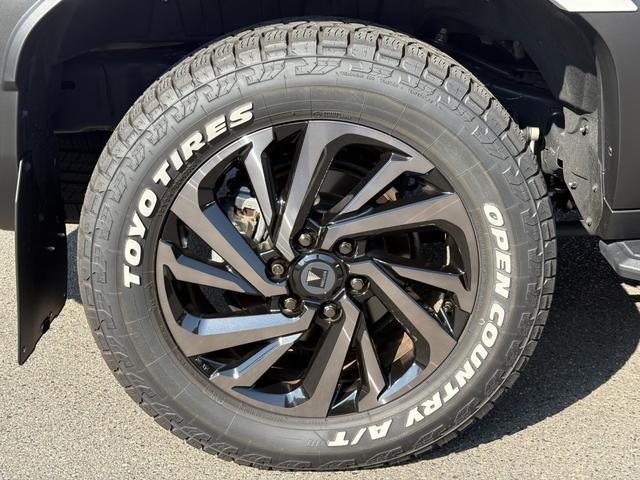 ランドクルーザー２５０ ＶＸ　モデリスタパーツ（フロントバンパーガード／フロントアンダーカバー／リアバンパーガーニッシュ／シグネチャーイルミ／オーバーフェンダー／２０インチＡＷ／インテリアイルミほか）／サンルーフ／黒レザー（27枚目）