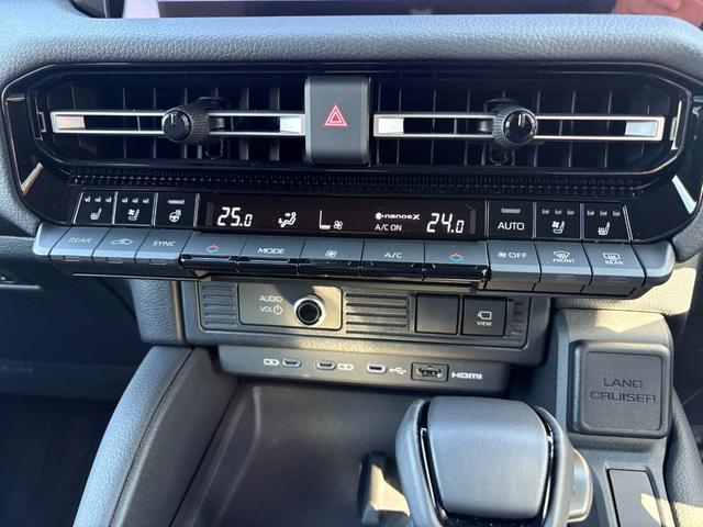 ランドクルーザー２５０ ＶＸ　モデリスタパーツ（フロントバンパーガード／フロントアンダーカバー／リアバンパーガーニッシュ／シグネチャーイルミ／オーバーフェンダー／２０インチＡＷ／インテリアイルミほか）／サンルーフ／黒レザー（51枚目）