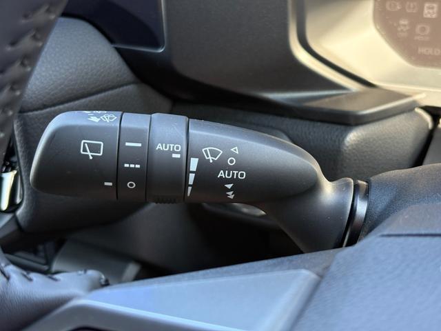 ランドクルーザー２５０ ＶＸ　モデリスタパーツ（フロントバンパーガード／フロントアンダーカバー／リアバンパーガーニッシュ／シグネチャーイルミ／オーバーフェンダー／２０インチＡＷ／インテリアイルミほか）／サンルーフ／黒レザー（58枚目）