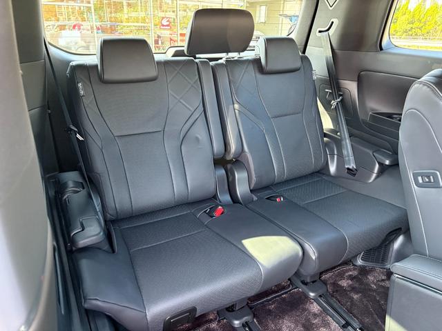 アルファードハイブリッド エグゼクティブラウンジ　モデリスタフルエアロ／ユニバーサルステップ／純正１９インチＡＷ／１４インチディスプレイオーディオＰｌｕｓ／コネクティッドナビ／フルセグＴＶ／全方位カメラ／パンテーラセキュリティ／ＪＢＬサウンド（30枚目）