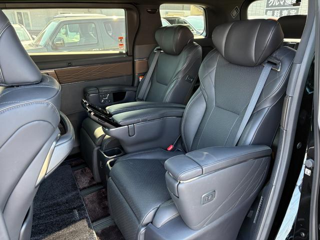 アルファードハイブリッド エグゼクティブラウンジ　モデリスタフルエアロ／ユニバーサルステップ／純正１９インチＡＷ／１４インチディスプレイオーディオＰｌｕｓ／コネクティッドナビ／フルセグＴＶ／全方位カメラ／パンテーラセキュリティ／ＪＢＬサウンド（34枚目）