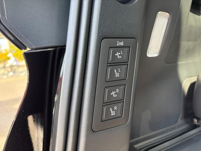 アルファードハイブリッド エグゼクティブラウンジ　モデリスタフルエアロ／ユニバーサルステップ／純正１９インチＡＷ／１４インチディスプレイオーディオＰｌｕｓ／コネクティッドナビ／フルセグＴＶ／全方位カメラ／パンテーラセキュリティ／ＪＢＬサウンド（38枚目）