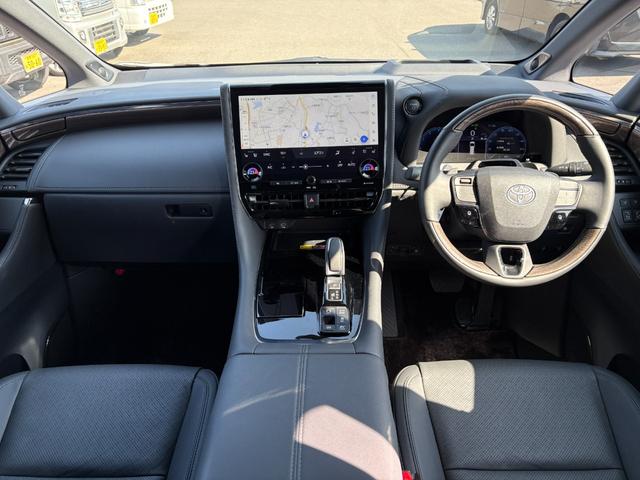 アルファードハイブリッド エグゼクティブラウンジ　モデリスタフルエアロ／ユニバーサルステップ／純正１９インチＡＷ／１４インチディスプレイオーディオＰｌｕｓ／コネクティッドナビ／フルセグＴＶ／全方位カメラ／パンテーラセキュリティ／ＪＢＬサウンド（40枚目）