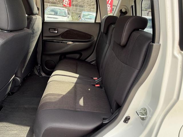 eKカスタム G ワンオーナー/7インチメモリーナビ/フルセグ/バックカメラ/Bluetooth&USB接続/CD&SD&DVD再生/Mサーバー/HIDヘッドライト/運転席シートヒーター/アイドリングストップ(25枚目)