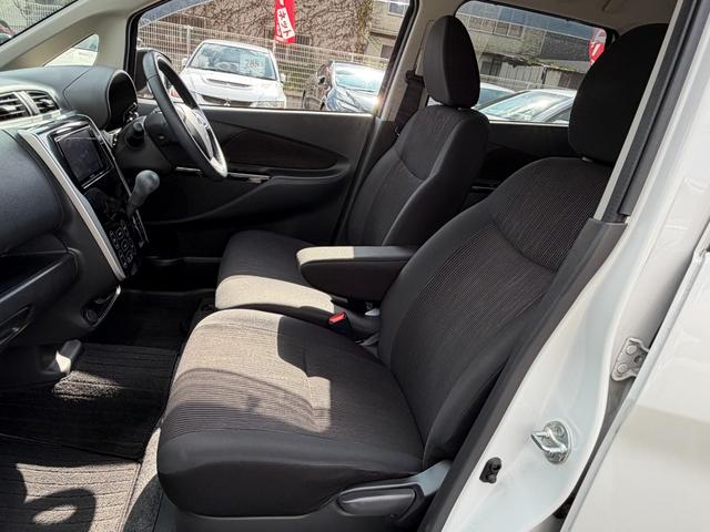 eKカスタム G ワンオーナー/7インチメモリーナビ/フルセグ/バックカメラ/Bluetooth&USB接続/CD&SD&DVD再生/Mサーバー/HIDヘッドライト/運転席シートヒーター/アイドリングストップ(27枚目)