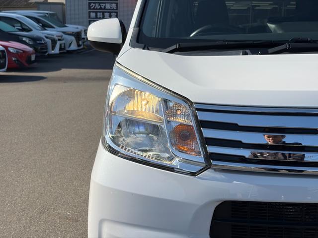 ムーヴ ＸリミテッドＩＩ　ＳＡＩＩＩ　社外７インチＳＤナビ／フルセグＴＶ／Ｂカメラ／ブレーキサポート／リアコーナーセンサー／運転席シートヒーター／ＥＴＣ／純正１４インチＡＷ／ＬＥＤヘッドライト／プッシュスタート（4枚目）