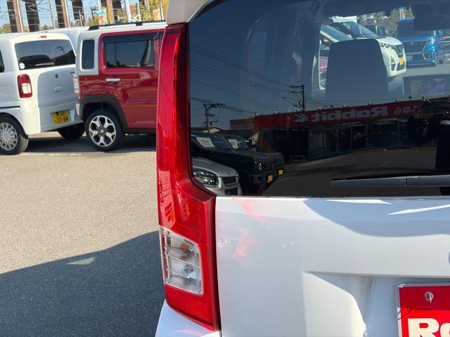 ムーヴ ＸリミテッドＩＩ　ＳＡＩＩＩ　社外７インチＳＤナビ／フルセグＴＶ／Ｂカメラ／ブレーキサポート／リアコーナーセンサー／運転席シートヒーター／ＥＴＣ／純正１４インチＡＷ／ＬＥＤヘッドライト／プッシュスタート（17枚目）