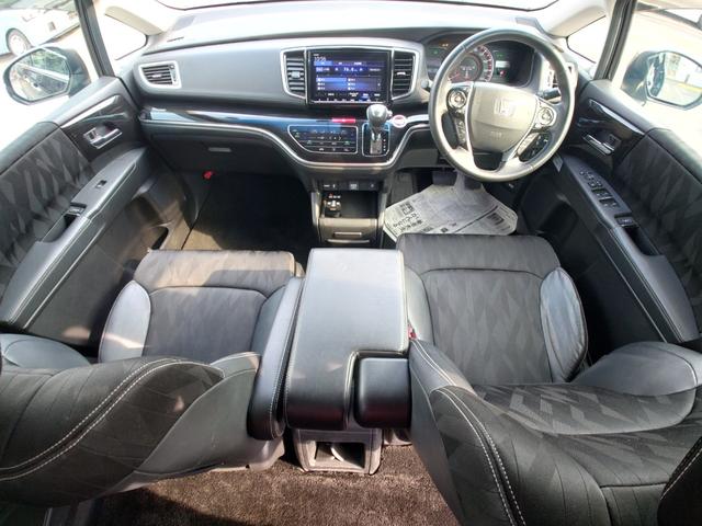 オデッセイ アブソルート・ＥＸホンダセンシング　ギャザーズ９インチメモリーナビ・後席用９インチフリップダウンモニター／全方位カメラ／リヤエンターテインメント／Ｂｌｕｅｔｏｏｔｈ＆ＨＤＭＩ接続／２．０ＥＴＣ／スマートキー２本／両側電動スライドドア（18枚目）