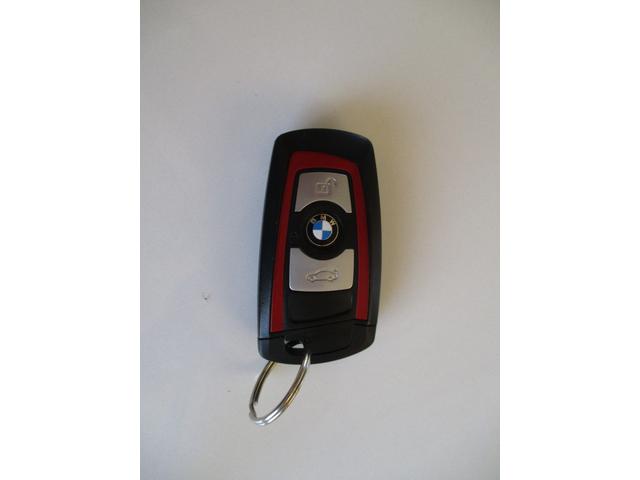 １シリーズ １１６ｉ　スポーツ　ＥＴＣ　アルミホイール　オートライト　ＨＩＤ　スマートキー　アイドリングストップ　ＡＴ　盗難防止システム　ＡＢＳ　ＥＳＣ　ＣＤ　ミュージックプレイヤー接続可　エアコン　パワーステアリング（10枚目）