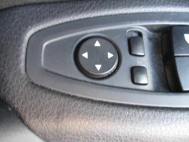 １シリーズ １１６ｉ　スポーツ　ＥＴＣ　アルミホイール　オートライト　ＨＩＤ　スマートキー　アイドリングストップ　ＡＴ　盗難防止システム　ＡＢＳ　ＥＳＣ　ＣＤ　ミュージックプレイヤー接続可　エアコン　パワーステアリング（25枚目）