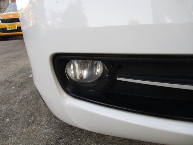 １シリーズ １１６ｉ　スポーツ　ＥＴＣ　アルミホイール　オートライト　ＨＩＤ　スマートキー　アイドリングストップ　ＡＴ　盗難防止システム　ＡＢＳ　ＥＳＣ　ＣＤ　ミュージックプレイヤー接続可　エアコン　パワーステアリング（53枚目）